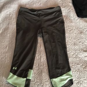 Under Armour cropped leggings
